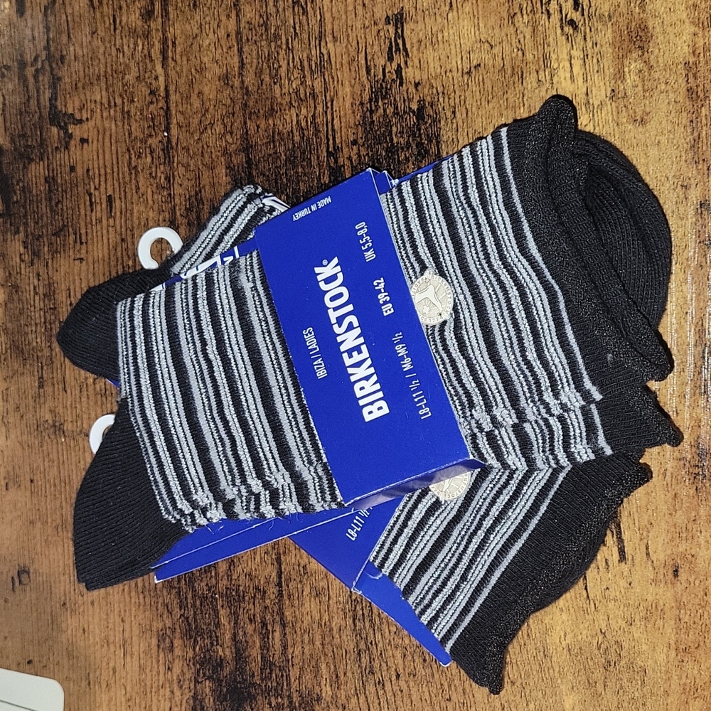NWT Birkenstocks Ibiza black/sliver socks size 8-11.5